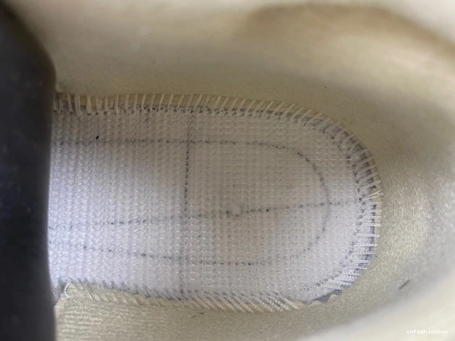 TRAVIS SCOTT X FZ8117-003 CHECK JORDAN THE CUT 0809